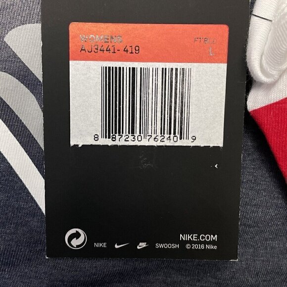 New England Patriots The Nike Tee NFL Team Apparel Women’s L Heather Navy - Picture 9 of 10
